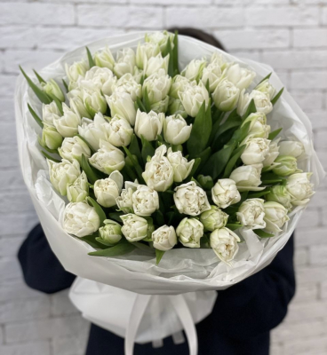 Букет из 51 пионовидного тюльпана  🤍 - Доставка цветов в Екатеринбурге